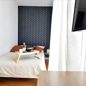  Séjour chez l'habitant 1 Privée Avec Balcons Et Communs à Partager France